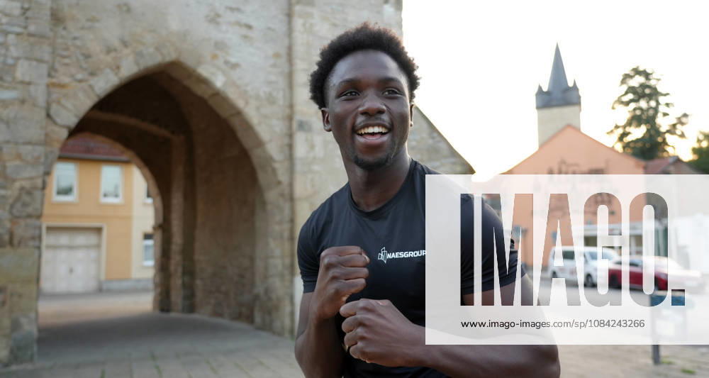 Johannisturm: Boxen: Bakari Diallo (Frankreich)