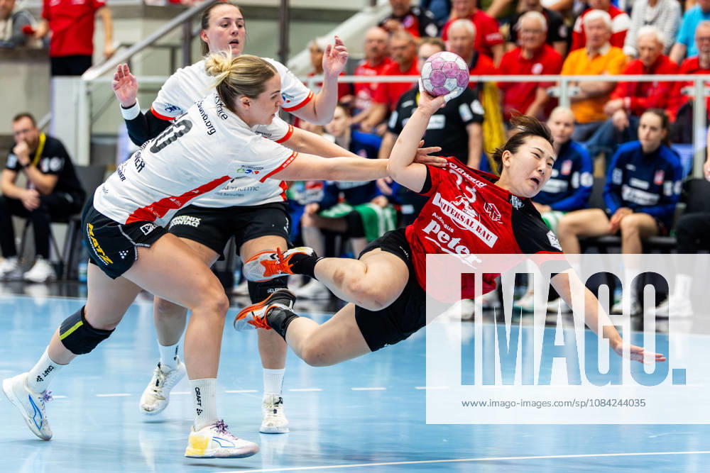 GER, Handball, Frauen, Saison 2026 2027, Alsco 1.Bl, 5.Spieltag, Thüringer HC - HSG Blomberg-Lippe Maxi Muehlner (HSG Blomberg-Lippe), Natsuki Aizawa (Thueringer HC,23) 99947 Bad Langensalza Salza Halle Sporthalle Mehrz Thüringen Deutschland