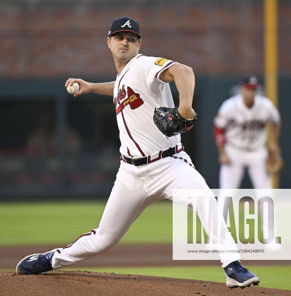Baseball: Division Series between Dodgers and Braves Atlanta Braves starter Tyler Mahle pitches in Game 4 of the National League Division Series against the Los Angeles Dodgers at Truist Park in Atlanta on Oct. 7, 2026. A14AA0005630448P