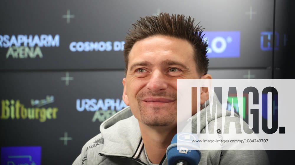 Fussball 1.Bundesliga , SV Elversberg - Pressekonferenz mit Vincent Wagner v.l. Vincent Wagner Trainer (SV 07 Elversberg) Elversberg