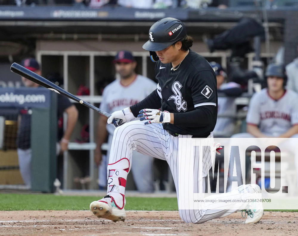 Baseball: Division Series between Guardians and White Sox Chicago White Sox first baseman Munetaka Murakami strikes out swinging in the third inning of Game 3 of the American League Division Series against the Cleveland Guardians at Rate Field in Chicago on Oct. 7, 2026. A14AA0005630462P