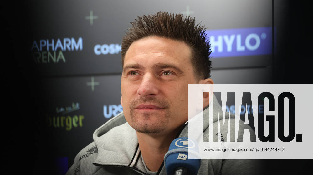 Fussball 1.Bundesliga , SV Elversberg - Pressekonferenz mit Vincent Wagner v.l. Vincent Wagner Trainer (SV 07 Elversberg) Elversberg