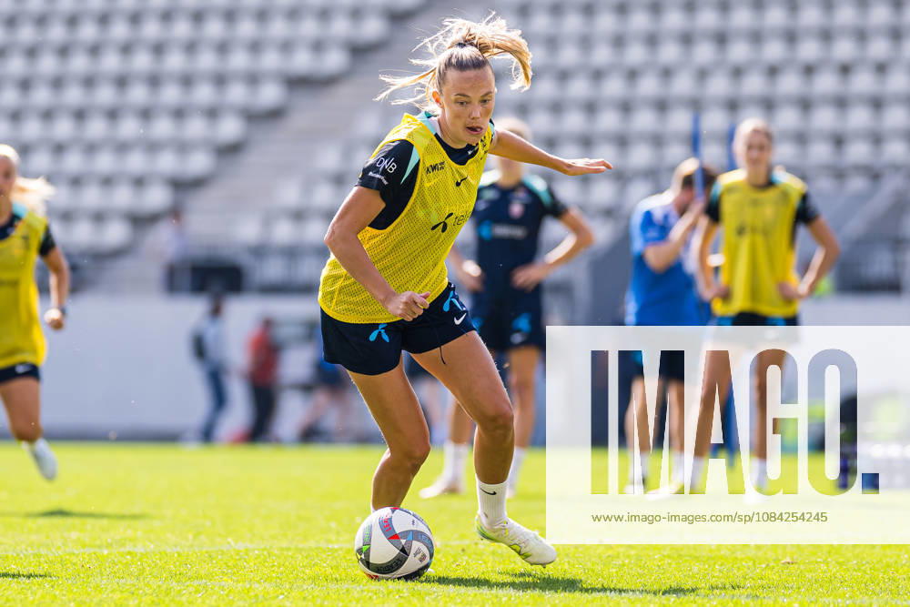 Synne Jensen of the Norwegian womens national football team during a training session on October 8, 2026 in Bucharest. Photo: Marius Simensen BILDBYRAN Cop 238 bbeng dam fifa women s world cup qualifier football fotball fotboll norge norway practice soccer training trening träning