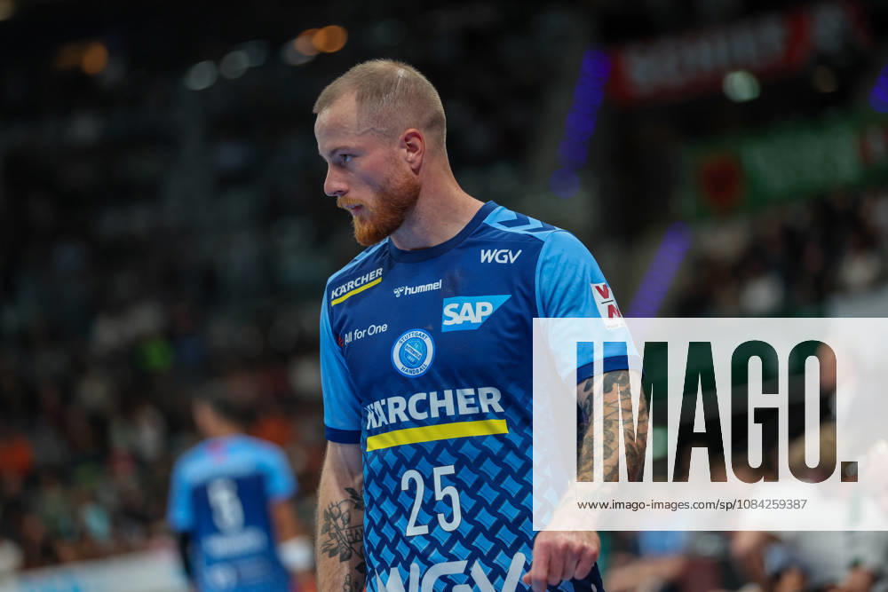 Patrick Zieker (TVB Stuttgart, 25) GER, TVB Stuttgart vs. HSG Wetzlar, Handball, Opel Handball-Bundesliga, 8. Spieltag, Spielzeit 2026 2027, 08.10.2026 GER, TVB Stuttgart vs. HSG Wetzlar, Handball, Opel Handball-Bundesliga, 8. Spieltag, Spielzeit 2026 2027, 08.10.2026 Stuttgart
