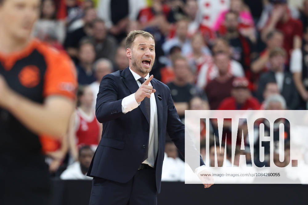 Anton Gavel (FC Bayern Basketball, Chef-Trainer) Emotionen, Mimik, Gesten, gestikuliert, GER, FC Bayern Basketball vs. Virtus Bologna, Basketball, Euroleague, 4. Spieltag, Saison 2026 2027, 08.10.2026, GER, FC Bayern Basketball vs. Virtus Bologna, Basketball, Euroleague, 4. Spieltag, Saison 2026 2027, 08.10.2026 Muenchen