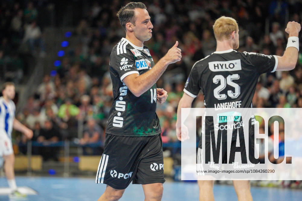 Im Bild: Aitor Arino (Fuechse Berlin, 14), Freude, Jubel 08.10.2026, Fuechse Berlin - FC Porto, EHF Handball Champions League, Saison 2026 27, Max-Schmeling-Halle