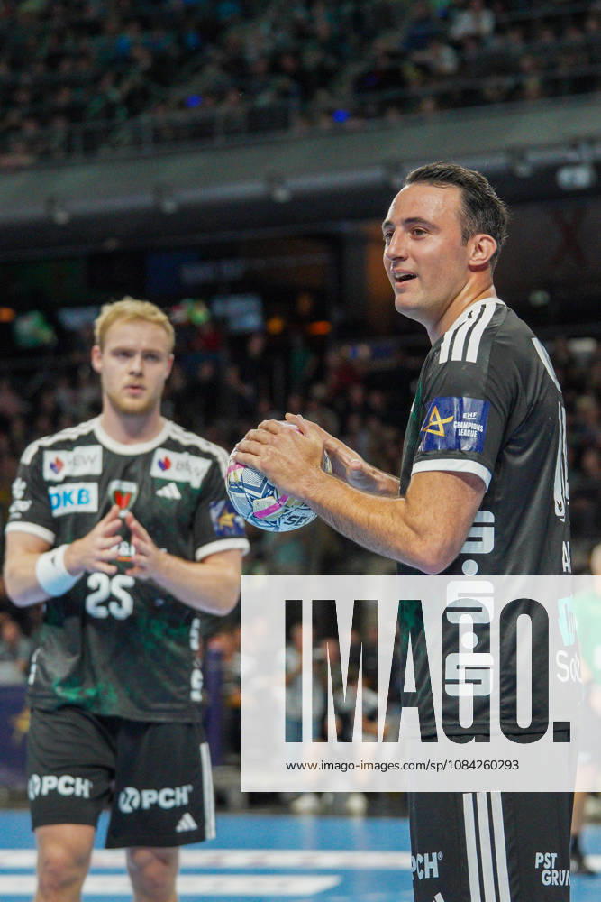 Im Bild: Aitor Arino (Fuechse Berlin, 14) 08.10.2026, Fuechse Berlin - FC Porto, EHF Handball Champions League, Saison 2026 27, Max-Schmeling-Halle