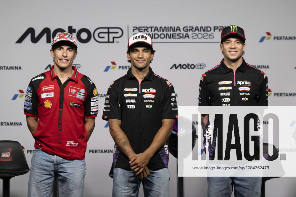 MOTO - MOTO GP - GRAND PRIX OF INDONESIA 2026 MARTIN Jorge (spa), Aprilia Racing, Aprilia RS-GP26, portrait with MARQUEZ Marc (spa), Ducati Lenovo Team, Ducati Desmosedici GP26 and BEZZECCHI Marco (ita), Aprilia Racing, Aprilia RS-GP26 during the 2026 MotoGP Pertamina Grand Prix of Indonesia on the Mandalika circuit from October 9 to 11, at West Nusa Tenggara, Indonesia - West Nusa TenggaraIndonesia