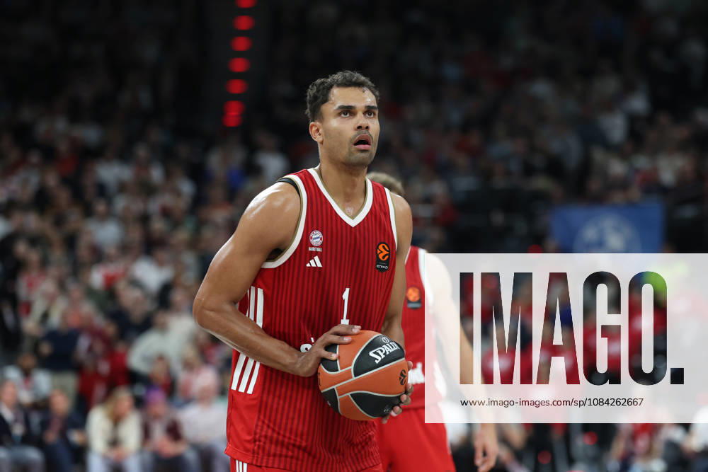 Oscar da Silva (FC Bayern Basketball, 01) beim Freiwurf, GER, FC Bayern Basketball vs. Virtus Bologna, Basketball, Euroleague, 4. Spieltag, Saison 2026 2027, 08.10.2026, GER, FC Bayern Basketball vs. Virtus Bologna, Basketball, Euroleague, 4. Spieltag, Saison 2026 2027, 08.10.2026 Muenchen