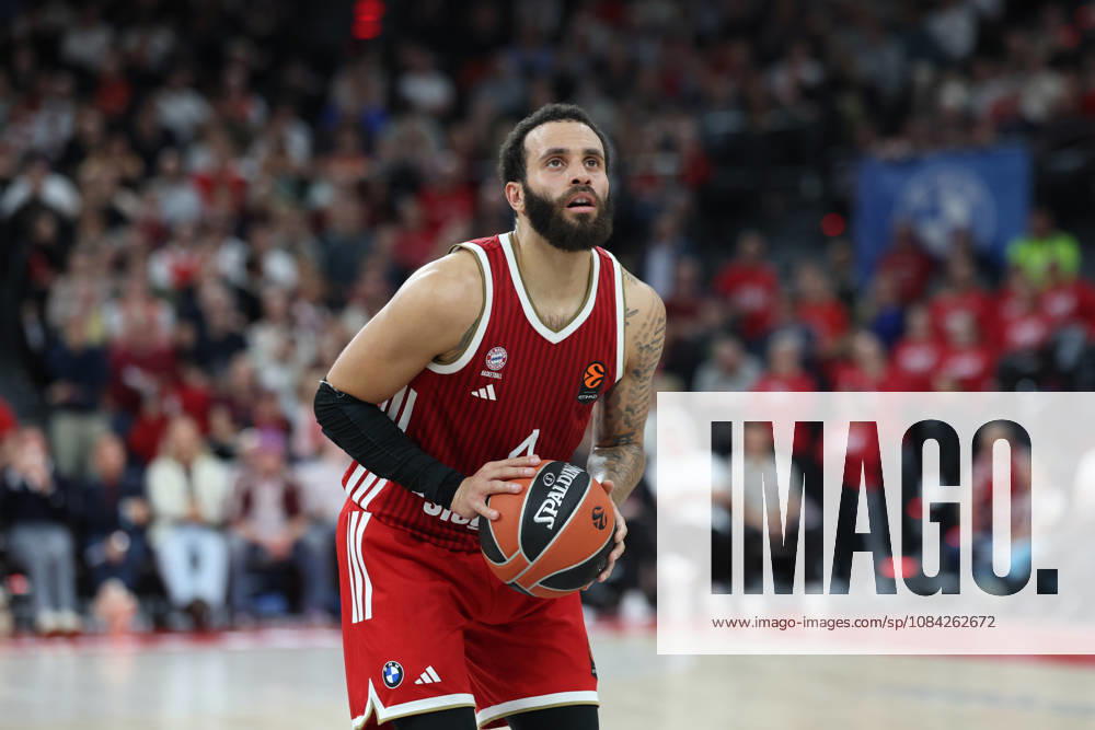 Duane Washington Jr. (FC Bayern Basketball, 04) beim Freiwurf, GER, FC Bayern Basketball vs. Virtus Bologna, Basketball, Euroleague, 4. Spieltag, Saison 2026 2027, 08.10.2026, GER, FC Bayern Basketball vs. Virtus Bologna, Basketball, Euroleague, 4. Spieltag, Saison 2026 2027, 08.10.2026 Muenchen