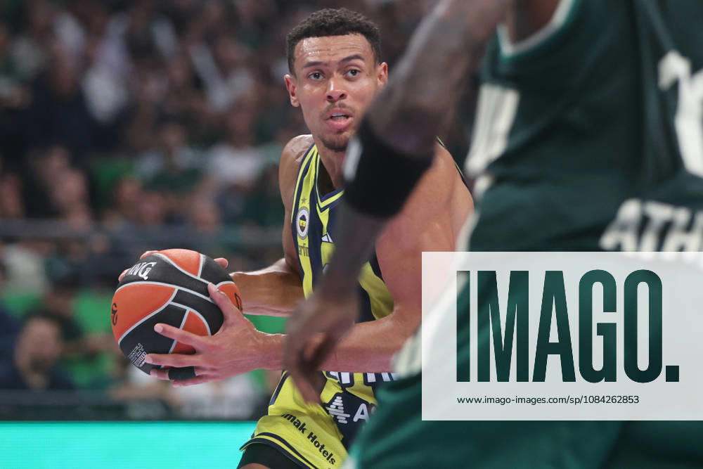 Panatinaikos AKTOR v Fenerbahce Tarfin - EuroLeague ATHENS, GREECE - OCTOBER 8: Wade Baldwin of Fenerbahce Tarfin in action during the EuroLeague Week 4 match between Panathinaikos AKTOR and Fenerbahce Tarfin at OAKA Sports Hall in Athens, Greece, on October 8, 2026. Ayhan Mehmet Anadolu Athens Greece. Editorial use only. Please get in touch for any other usage.