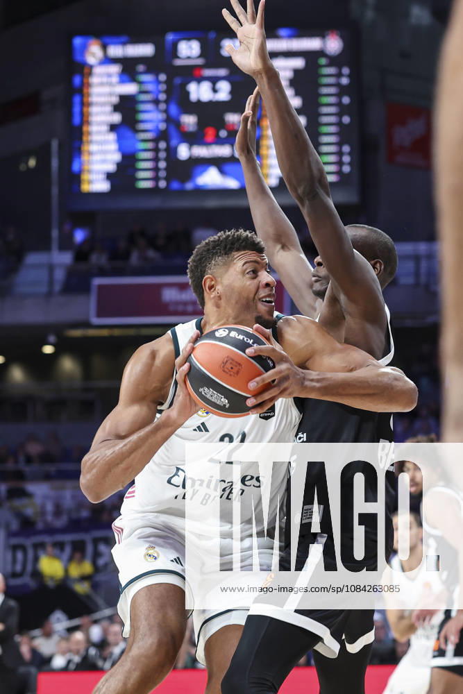 Walter Samuel Tavares da Veiga of Real Madrid and Bandja Sy of Partizan Mozzart Bet Belgrade in action during the Euroleague Basketball Regular Season Round 4 game between Real Madrid v Partizan Mozzart Bet Belgrade at Movistar Arena on October 08, 2026 in Madrid, Spain. Madrid Spain - ZUMAa181 20261008_zaa_a181_238