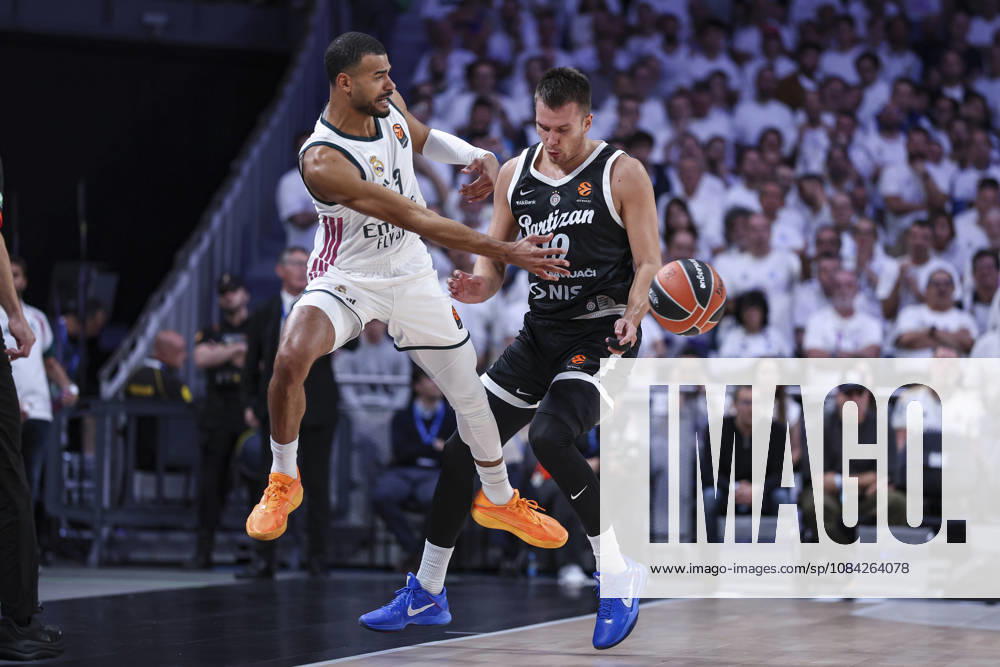 Timothe Luwawu-Cabarr Ot of Real Madrid and Arijan Lakic of Partizan Mozzart Bet Belgrade in action during the Euroleague Basketball Regular Season Round 4 game between Real Madrid v Partizan Mozzart Bet Belgrade at Movistar Arena on October 08, 2026 in Madrid, Spain. Real Madrid V Partizan Mozzart Bet Belgrade - Euroleague 2025 2026 - ZUMAa181 20261008_zaa_a181_251
