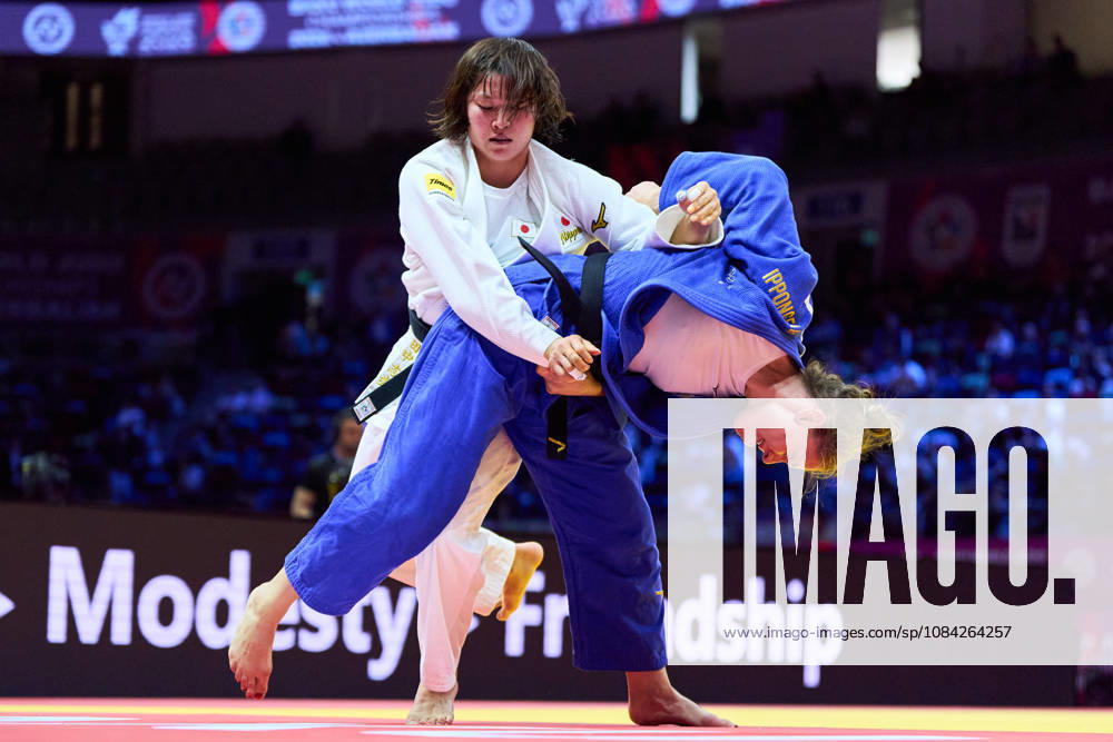 (L-R) Shiho Tanaka (JPN), Scoccimarro Giovanna (GER), OCTOBER 8, 2026 -Judo : World Judo Championships BAKU2026 Women s -70kg3rd Round match at National Gymnastics Arena in Baku, Azerbaijan. aflo_354386755 KenxAsakurax