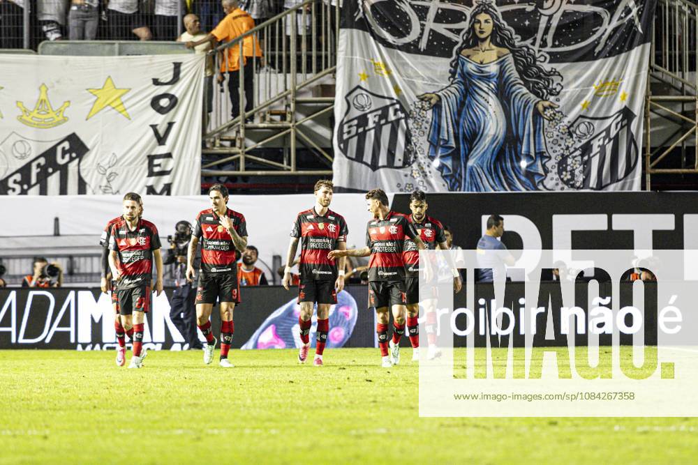 Match between Santos and Flamengo Santos (SP) 08 10 2026 Santos Flamengo Brasileirao Vila Belmiro Player Lucas Paqueta celebrates his goal in a match between Santos and Flamengo, valid for the 29th round of the 2026 Brazilian Championship, held at the Urbano Caldeira stadium (Vila Belmiro), in Santos, on the night of this Thursday (08) of October 2026.(Foto: Pedro Paulo Diaz Thenews2 imago images) SPO