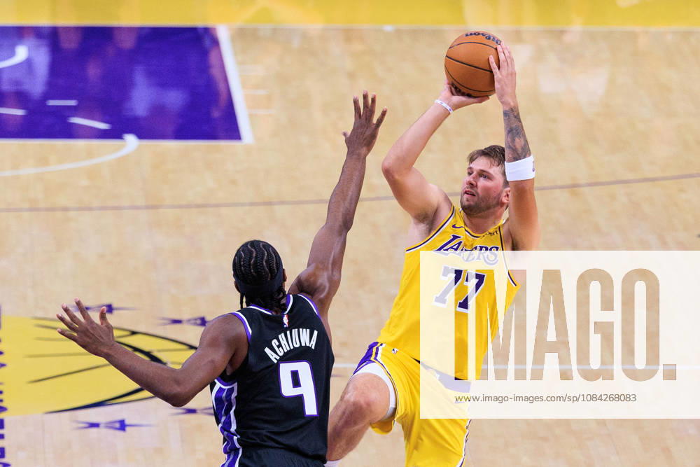 Luka Doncic 77 of the Los Angeles Lakers puts up a shot over Precious Achiuwa 9 of the Sacramento Kings during a preseason NBA, Basketball Herren, USA game on Thursday October 8, 2026 at Crypto.com Arena in Los Angeles, California. JAVIER ROJAS PI Lakers Vs. Kings - ZUMAp124 20261008_zaa_p124_018