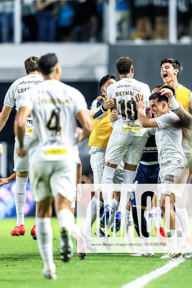 SoO PAULO (SP), BRAZIL OCTOBER 10: Santos player Neymar Jr. during the match between Santos and Flamengo in the 2026 Brazilian Championship at Vila Belmiro Stadium in Santos (SP), Brazil, on Thursday, October 10, 2026., Credit:Marco Miatelo Avalon