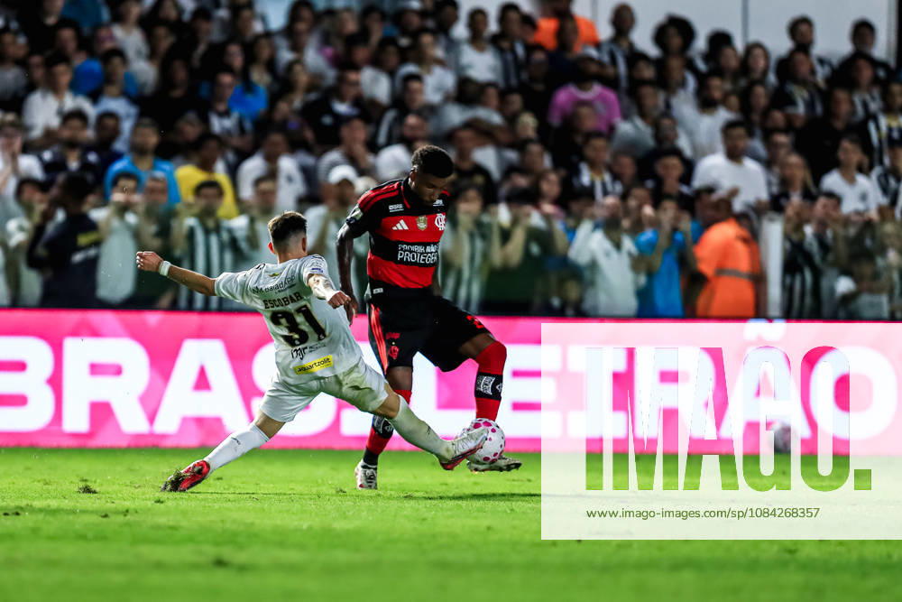 SoO PAULO (SP), BRAZIL OCTOBER 10: Flamengo player Emerson Royal during the match between Santos and Flamengo in the 2026 Brazilian Championship at Vila Belmiro Stadium in Santos (SP), Brazil, on Thursday, October 10, 2026., Credit:Marco Miatelo Avalon