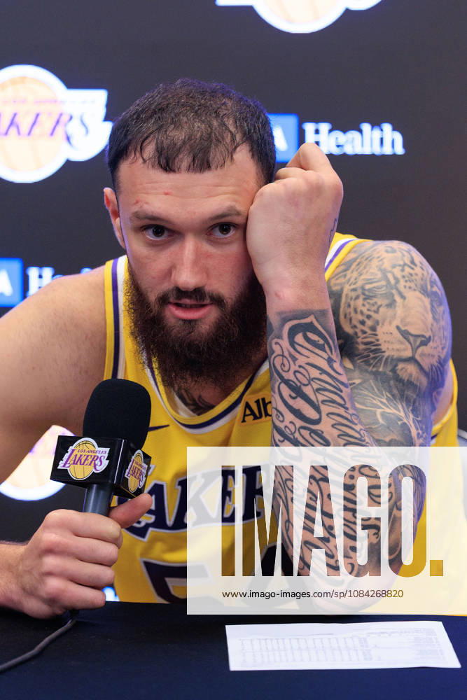 Sandro Mamukelashvili 54 of the Los Angeles Lakers during a press conference, PK, Pressekonferenz after winning a preseason NBA, Basketball Herren, USA game against the Sacramento Kings on Thursday October 8, 2026 at Crypto.com Arena in Los Angeles, California. Lakers defeat Kings, 114 -110. JAVIER ROJAS PI Los Angeles USA - ZUMAp124 20261008_zaa_p124_035