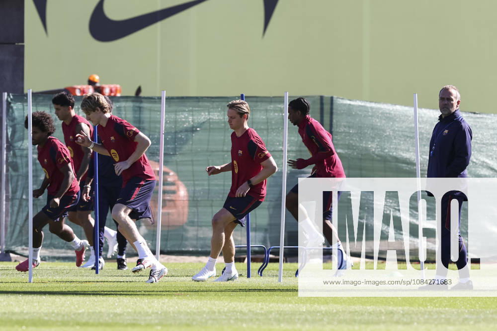Frenkie de Jong, Anthony Gordon and Hansi Flick, head coach during the training day of FC Barcelona, Barca ahead the Spanish League, Laliga EA Sports, football match against Getafe CF at Ciudad Esportiva Joan Gamper on October 09, 2026 in Sant Joan Despi, Barcelona, Spain. Sant Joan Despi Spain - ZUMAa181 20261009_zaa_a181_007
