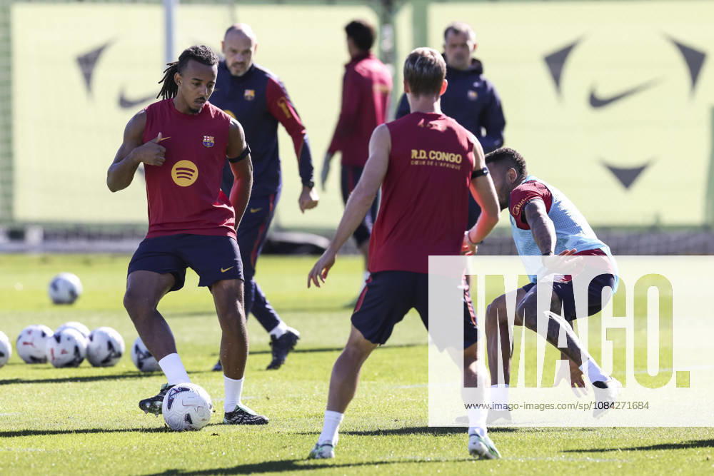 Jules Kounde during the training day of FC Barcelona, Barca ahead the Spanish League, Laliga EA Sports, football match against Getafe CF at Ciudad Esportiva Joan Gamper on October 09, 2026 in Sant Joan Despi, Barcelona, Spain. FC Barcelona Training And press conference, PK, Pressekonferenz - LaLiga EA Sports - ZUMAa181 20261009_zaa_a181_006