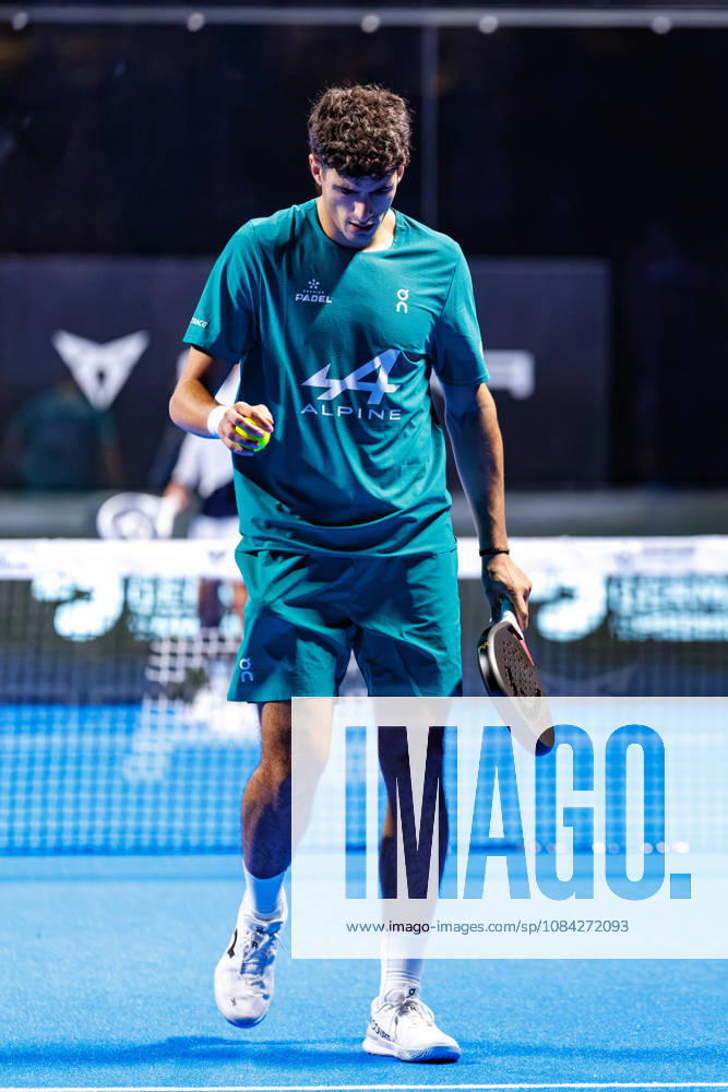 DÜSSELDORF, GERMANY - 9 OCTOBER 2026: Image shows Arturo Coello (ESP) during CUPRA Germany Premier Padel P2 2026 Day 6: Quarterfinals at CASTELLO Düsseldorf on 9 10 2026 in Düsseldorf, Germany. Germany