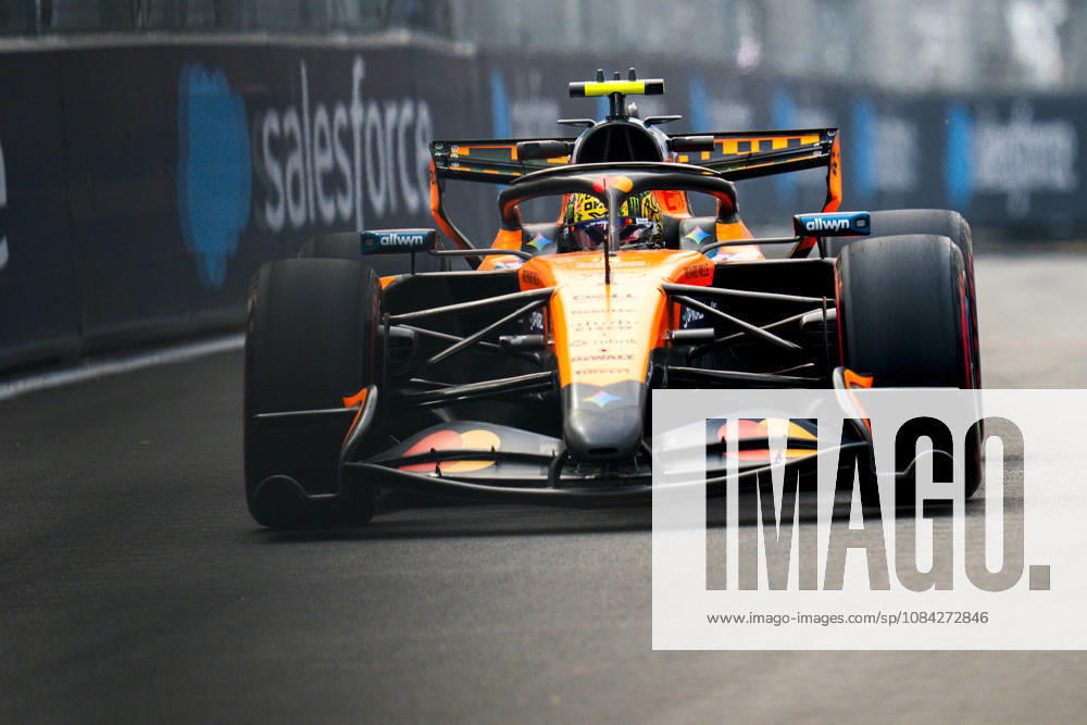 FORMULA 1 SINGAPORE AIRLINES SINGAPORE GRAND PRIX 2026 Lando Norris (GBR) 1 McLaren in practice during the Formula 1 Singapore Airlines Singapore Grand Prix 2026, Round 17 of the 2026 Formula 1 World Championship, WM, Weltmeisterschaft from 9th - 11th October 2026 at the Marina Bay Street Circuit, Singapore. Credit: Robbie Hoad Every Second Media Editorial use only. All images are copyright Every Second Media Limited. No images may be reproduced without prior permission.