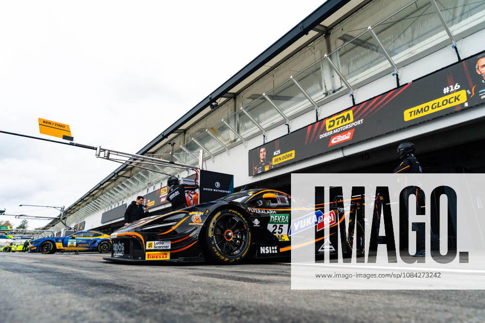DTM, 15. + 16. Rennen Hockenheim 2026 25 McLaren 720S GT3 Evo, Dörr Motorsport: Ben Dörr, 36 Ford Mustang GT3, HRT Ford Racing: Arjun Maini - picture by Gruppe C Photography Sachsenring Germany