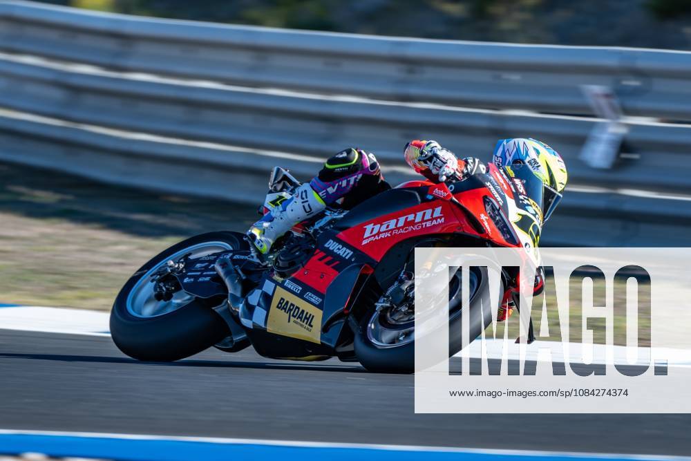 11th stage of the Superbike World Championship, WM, Weltmeisterschaft Estoril, 09 10 2026 - Alvaro Bautista (19), Barni Spark Racing rider, during free practice 1, of the 11th round of the SBK world championship, at the Estoril circuit Portugal Lisbon portugal