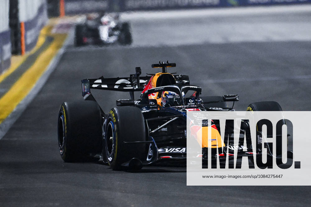 F1 - SINGAPORE GRAND PRIX 2026 03 VERSTAPPEN Max (nld), Red Bull Racing Ford RB22, action during the 2026 Formula 1 Singapore Grand Prix, 17th round of the 2026 Formula One World Championship, WM, Weltmeisterschaft from October 9 to 11, 2026 on the Marina Bay Street Circuit, in Singapore, Singapore - SingaporeSingapore
