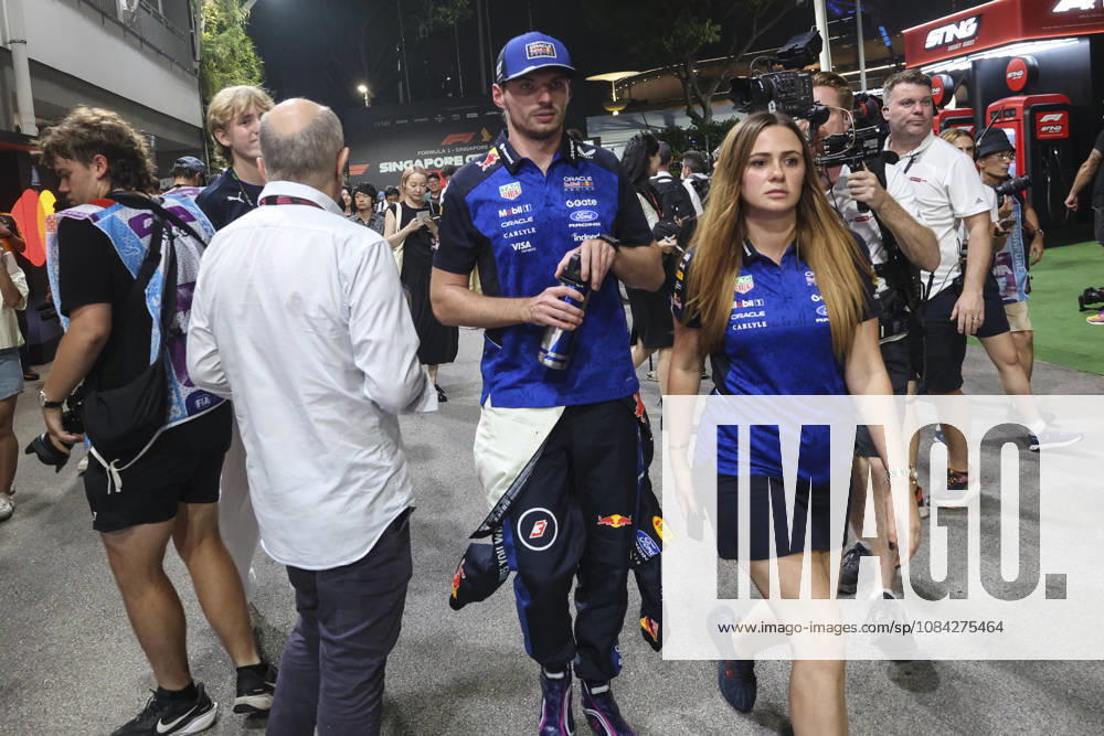 Formula 1 Singapore Airlines Singapore Grand Prix 2026 Sprint Race Pole Position Max Verstappen (NED), Oracle Red Bull Racing , RB22, Car 3 during Formula 1 Singapore Airlines Singapore Grand Prix 2026 on October 9., 2026 in Marina Bay Street Circuit, Singapore, Zsombor Toth Singapore Marina Bay Street Circuit Singapore Singapore
