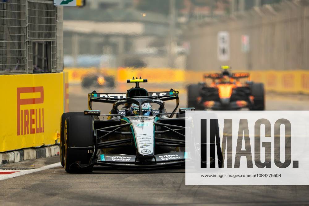 Andrea Kimi Antonelli (ITA) (Mercedes-AMG Petronas F1 Team) during free practice 1 of the Formula 1 Singapore Grand Prix 2026 at the Marina Bay Street Circuit. F1 2026: (Free Practice 1) Singapore Grand Prix In Singapore, Singapore - 09 Oct 2026 - ZUMAs197 20261009_aaa_s197_066
