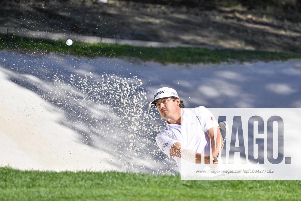 DARIUS VAN DRIEL of Netherlands hitting the ball out of the bunker during the Open de Espao±a presented by Madrid at Club de Campo Villa de Madrid on October 09, 2026 in Madrid, Spain. Open GOLF De Spain Presented By Madrid - 10.09.26 (Second Day) - ZUMAc312 20261009_zsp_c312_189