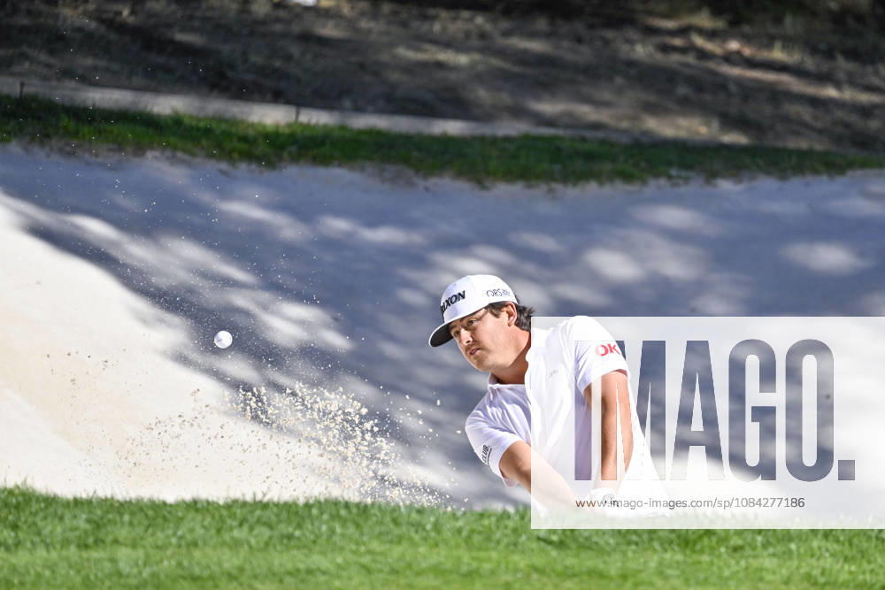DARIUS VAN DRIEL of Netherlands hitting the ball out of the bunker during the Open de EspaoÂ±a presented by Madrid at Club de Campo Villa de Madrid on October 09, 2026 in Madrid, Spain. Open GOLF De Spain Presented By Madrid - 10.09.26 (Second Day) - ZUMAc312 20261009_zsp_c312_191
