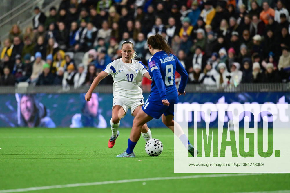 LKS 20261009 Lotta Lindström of FInland (left) and Dina Blagojevi? of Serbia in action during the women s World Cup European Qualifying play-off round first leg football match between Finland and Serbia in Tampere, Finland, on October 9, 2026, ahead of the 2027 FIFA Women s World Cup. - ANSSI TAKALA Tampere Finland 2shNIQOrLPQ