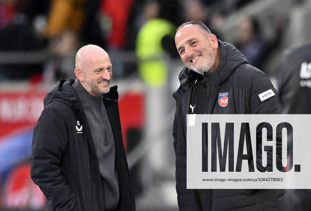 Vor Spielbeginn: Trainer Coach Frank Schmidt 1. FC Heidenheim 1846 FCH im Gespraech Diskussion mit Trainer Torsten Lieberknecht 1. FC Kaiserslautern FCK 1. FC Heidenheim 1846 FCH vs 1. FC Kaiserslautern 09.10..2026 DFL REGULATIONS PROHIBIT ANY USE OF PHOTOGRAPHS AS IMAGE SEQUENCES AND OR QUASI-VIDEO 1. FC Heidenheim 1846 FCH vs 1. FC Kaiserslautern