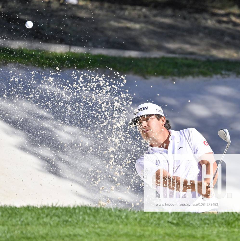 DARIUS VAN DRIEL of Netherlands hits the ball out of the bunker during the Open de Espana presented by Madrid at Club de Campo Villa de Madrid. Golf 2026: Open de Espana: Day 2 - ZUMAc312 20261009_spo_c312_185
