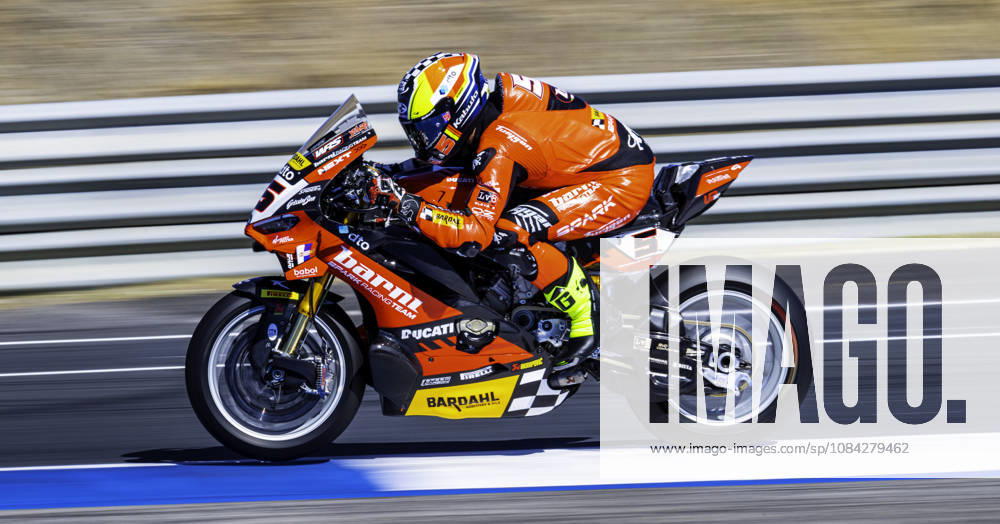 Yari Montella of Barni Spark Racing Team in action during the Free Practice 2 of the FIM Superbike World Championship, WM, Weltmeisterschaft at Circuito Estoril on October 9, 2026 in Cascais, Portugal. Motorsports 2026: WorldSBK - Tissot Estoril Round - ZUMAr200 20261009_zsp_r200_024