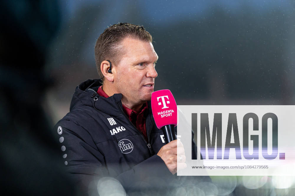 Uwe Koschinat (Rot-Weiss Essen, Cheftrainer) im Interview bei Magenta GER, SC Preussen Muenster vs. Rot-Weiss Essen, Fussball, 3. Liga, 8. Spieltag, Spielzeit 2026 2027, 09.10.2026 DFL Regulations prohibit any use of photographers as image sequences and or quasi-video. GER, SC Preussen Muenster vs. Rot-Weiss Essen, Fussball, 3. Liga, 8. Spieltag, Spielzeit 2026 2027, 09.10.2026 Muenster
