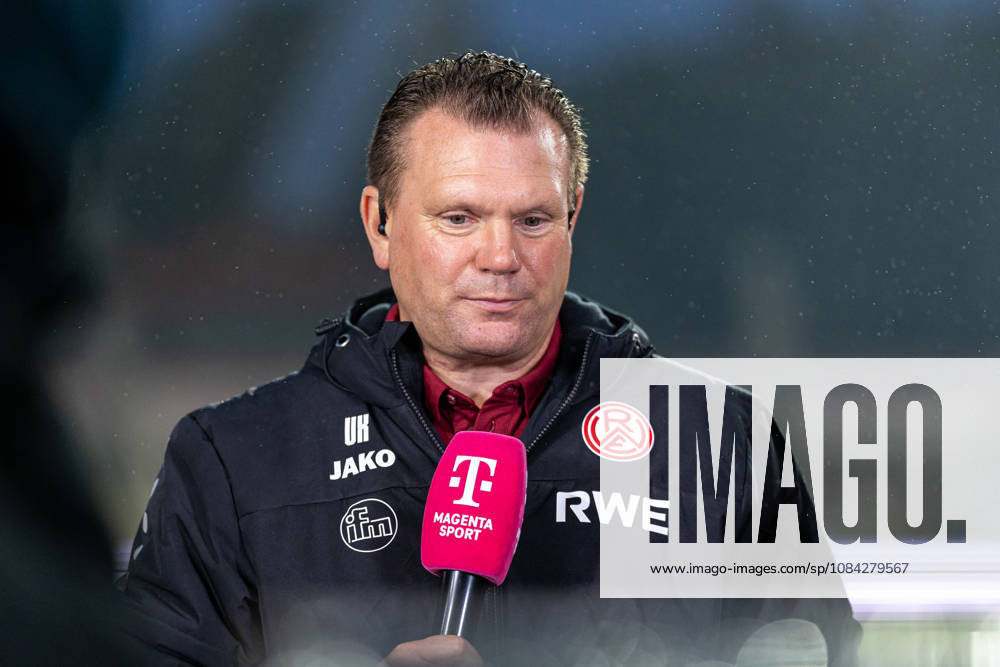 Uwe Koschinat (Rot-Weiss Essen, Cheftrainer) im Interview bei Magenta GER, SC Preussen Muenster vs. Rot-Weiss Essen, Fussball, 3. Liga, 8. Spieltag, Spielzeit 2026 2027, 09.10.2026 DFL Regulations prohibit any use of photographers as image sequences and or quasi-video. GER, SC Preussen Muenster vs. Rot-Weiss Essen, Fussball, 3. Liga, 8. Spieltag, Spielzeit 2026 2027, 09.10.2026 Muenster