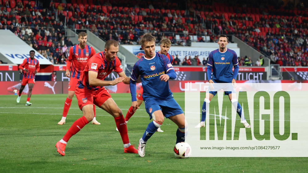 Fussball 2.Bundesliga, 1.FC Heidenheim - 1.FC Kaiserslautern v.l. Jonas Föhrenbach Foehrenbach (1FC Heidenheim 1846) Naatan Skyttä Skyttae (1.FC Kaiserslautern) Zweikampf, Aktion, action, battle for the ball Heidenheim