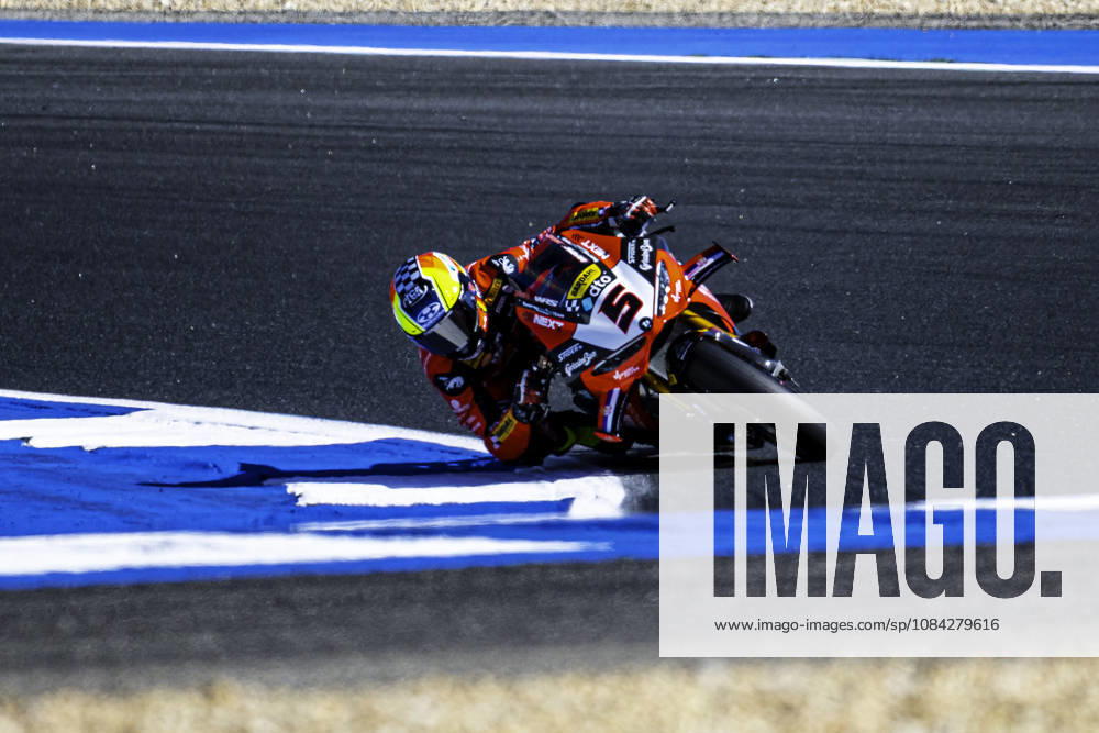 Yari Montella of Barni Spark Racing Team in action during the Free Practice 2 of the FIM Superbike World Championship, WM, Weltmeisterschaft at Circuito Estoril on October 9, 2026 in Cascais, Portugal. Motorsports 2026: WorldSBK - Tissot Estoril Round - ZUMAr200 20261009_zsp_r200_033