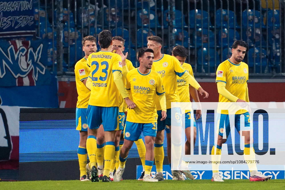 Deutschland: Fussball 2. Bundesliga 2026 2027, 7. Spieltag - Eintracht Braunschweig vs Holstein Kiel - Eintracht-Stadion (Braunschweig): Tor und Torjubel zum Jan Urbich (Eintracht Braunschweig, 27)