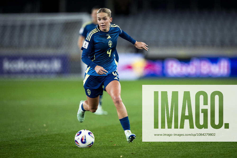 Hanna Lundkvist of Sweden during the FIFA Women s World Cup qualifier play-off football match between Lithuania and Sweden on October 9, 2026 in Kaunas. Photo: Mathias Bergeld BILDBYRAN kod MB MB1418 fotboll football soccer fotball vm-kval kval fifa womens world cup qualifier qualifier playoff lithuania sverige sweden dam bbeng play-off