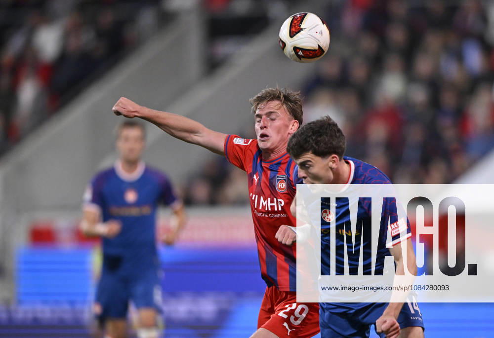 Kopfballduell Zweikampf Aktion Mikkel Kaufmann 1. FC Heidenheim 1846 FCH (29) gegen Jacob Rasmussen 1. FC Kaiserslautern FCK (14) 1. FC Heidenheim 1846 FCH vs 1. FC Kaiserslautern 09.10..2026 DFL REGULATIONS PROHIBIT ANY USE OF PHOTOGRAPHS AS IMAGE SEQUENCES AND OR QUASI-VIDEO 1. FC Heidenheim 1846 FCH vs 1. FC Kaiserslautern