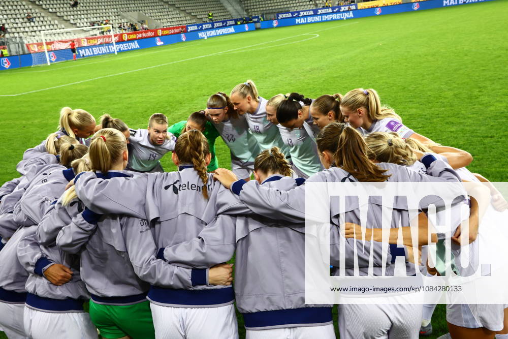 Women s World Cup Qualifier: Romania vs. Norway, Bucharest, October 9, 2026—Norway’s women’s national team is ready before kickoff in the World Cup qualifying soccer match between Romania and Austria at Stadionul Arcul de Triumf in Bucharest. Photo by Nikola Krstic, NTB, Bucharest, Romania. . RESTRICTED USE FOR BETTING COMPANIES