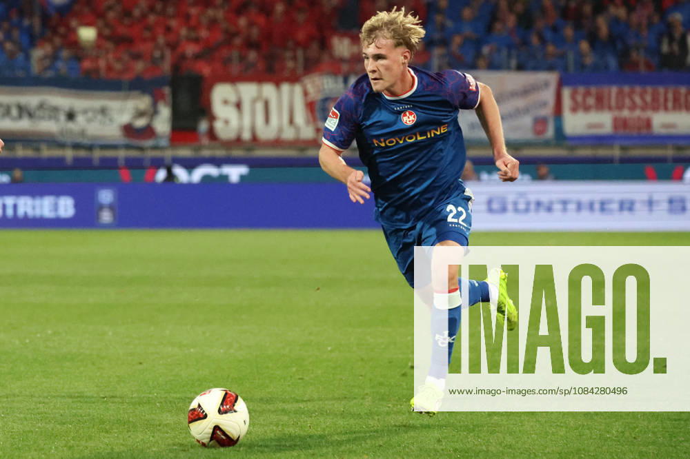Fussball 2.Bundesliga, 1.FC Heidenheim - 1.FC Kaiserslautern v.l. Mika Haas (1.FC Kaiserslautern) Heidenheim