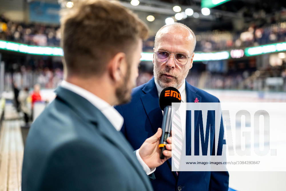 Eishockey - Saison 2026 2027 - Penny DEL - Nürnberg Ice Tigers Icetigers - Adler Mannheim - ThHa - - Stefan Ustorf (Geschäftsführer Nürnberg Ice Tigers, NIT ) im Interview mit Christian Rupp (Stadionsprecher, Nürnberg Ice Tigers, NIT )