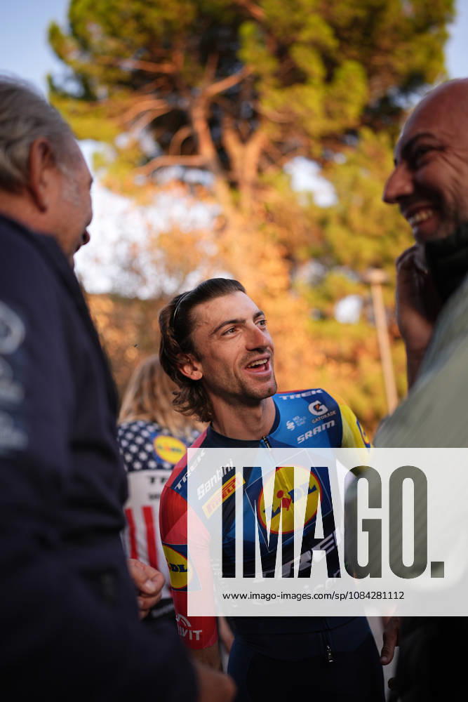 Italy s Giulio Ciccone of Lidl-Trek during the team presentation on the eve of the 120th edition of Il Lombardia cycling race, in Bergamo on October 9, 2026, prior to the 239 km one-day race from Bergamo to Como, Italy.