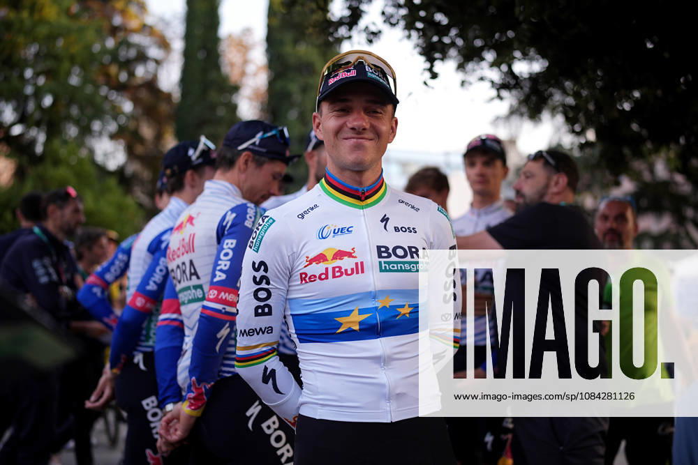 Belgium s Remco Evenepoel of Red Bull - Bora - Hansgrohe during the team presentation on the eve of the 120th edition of Il Lombardia cycling race, in Bergamo on October 9, 2026, prior to the 239 km one-day race from Bergamo to Como, Italy.